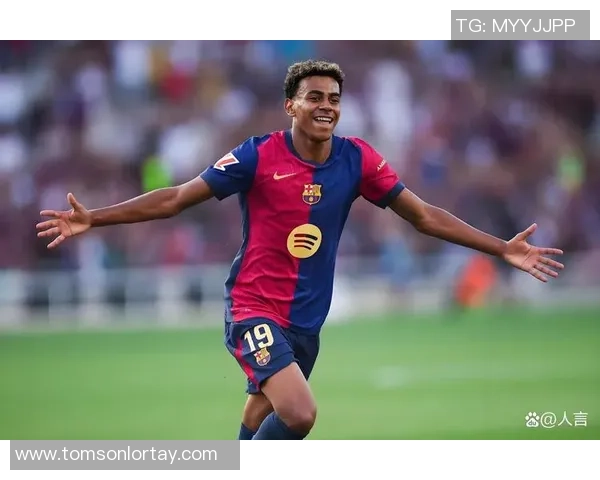 暖心足球球星名字背后的感人故事与无私奉献精神揭秘 暖心足球球星名字背后的感人故事与无私奉献精神揭秘