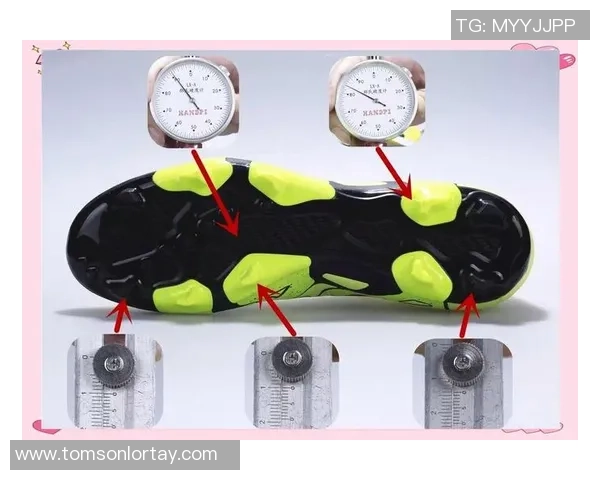 球星使用一双足球鞋的耐用性与更换周期分析