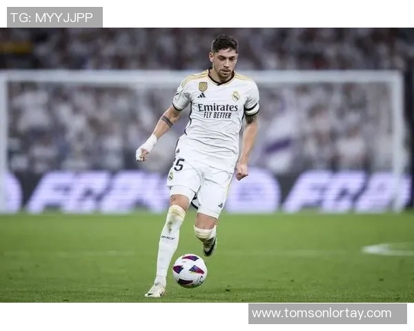 全球最贵足球巨星揭秘 价值突破1亿的顶级球员与市场动向 全球最贵足球巨星揭秘 价值突破1亿的顶级球员与市场动向